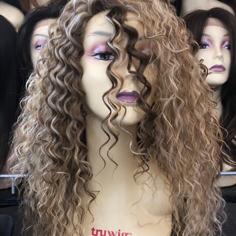 Wig Long Blonde Curly Wig - Picture 4 of 9